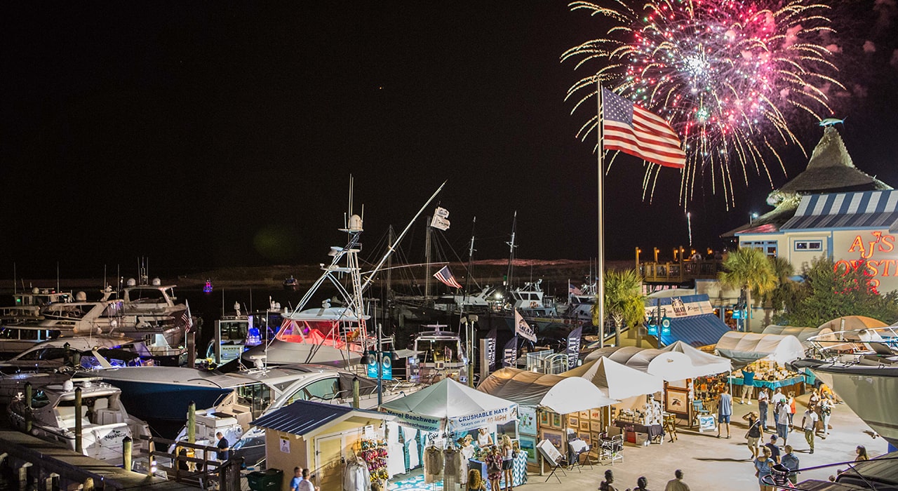 arts-entertainment-festivals-events-destin-regatta-bay-081021-min